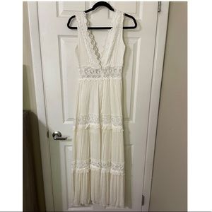 Selfie Leslie Maxi Dress White